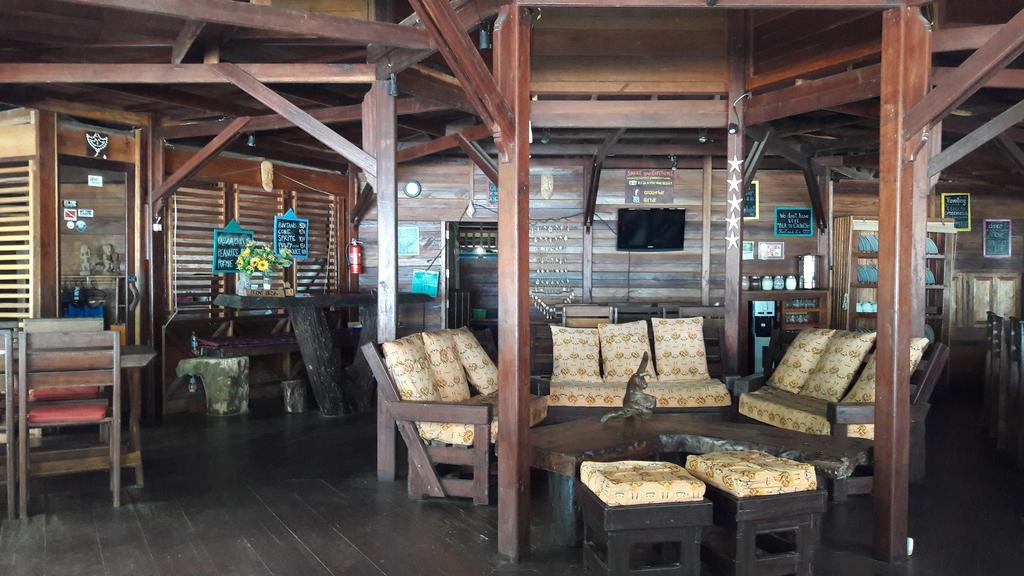 Raja Ampat Dive Resort Tapokreng Екстер'єр фото