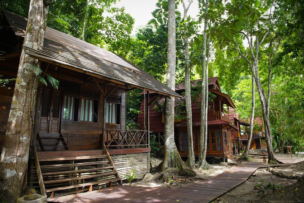 Raja Ampat Dive Resort Tapokreng Екстер'єр фото